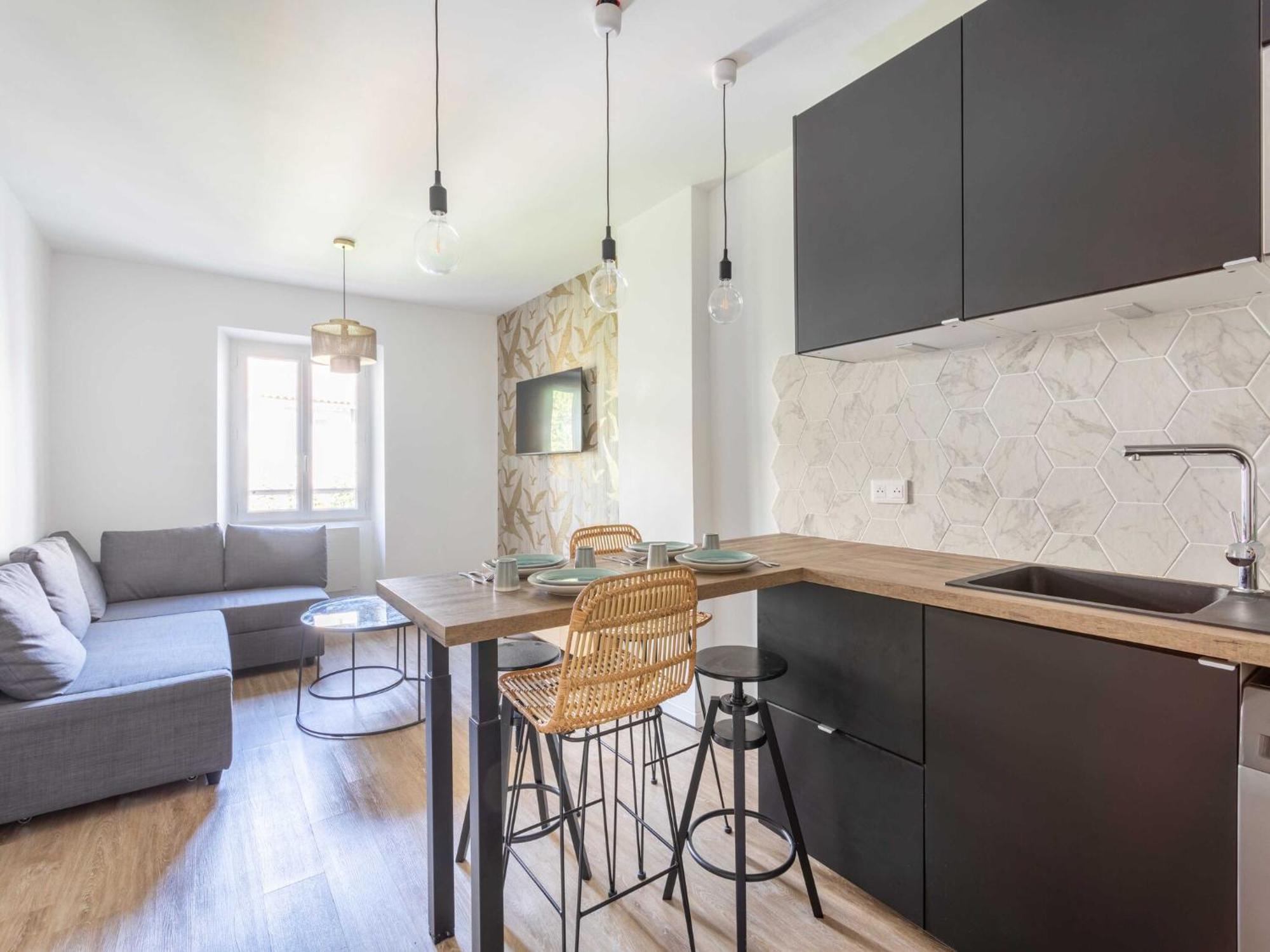 Charming Renovated Apt-1Br 4P- Notre Dame Du Mont มาร์กเซย ภายนอก รูปภาพ
